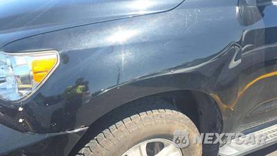 2013 Toyota Sequoia SR5 - zdjęcie 23 z 36 - miniatura