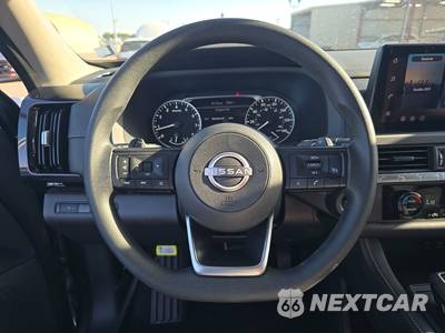 2026 Nissan Pathfinder S - zdjęcie 10 z 27 - miniatura