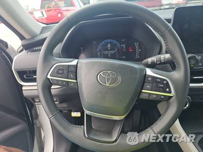 2026 Toyota Grand Highlander LE - zdjęcie 10 z 21 - miniatura