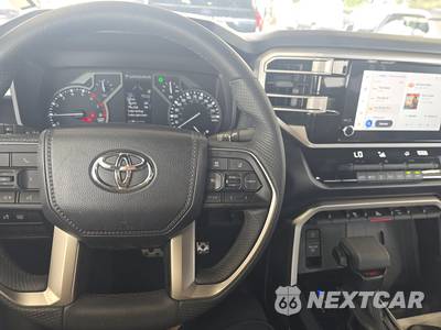 2026 Toyota Tundra SR5 Crew Cab Short Bed - zdjęcie 11 z 23 - miniatura