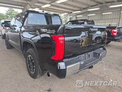 2026 Toyota Tundra SR5 Crew Cab Short Bed - zdjęcie 6 z 23 - miniatura