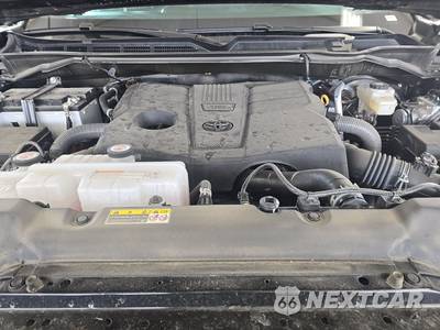 2026 Toyota Tundra SR5 Crew Cab Short Bed - zdjęcie 15 z 23 - miniatura