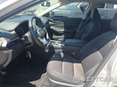 2026 Nissan Altima SV - zdjęcie 7 z 26 - miniatura