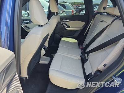 2024 BMW X1 Sports Activity Vehicle xDrive28i - zdjęcie 13 z 31 - miniatura