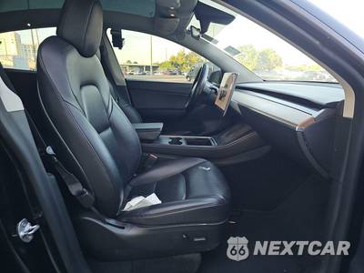 2022 Tesla Model Y Long Range - zdjęcie 8 z 27 - miniatura
