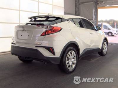2020 Toyota C-HR LE - zdjęcie 4 z 21 - miniatura