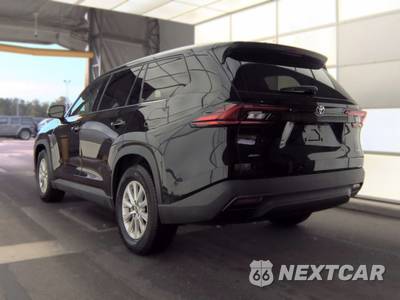 2025 Toyota Grand Highlander XLE - zdjęcie 6 z 19 - miniatura