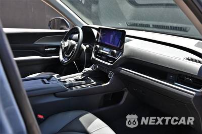 2025 Toyota Grand Highlander XLE - zdjęcie 13 z 19 - miniatura