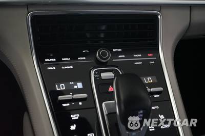 2017 Porsche Panamera 4S - zdjęcie 10 z 27 - miniatura