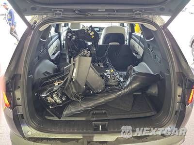 2025 Hyundai Tucson Hybrid Limited - zdjęcie 16 z 42 - miniatura