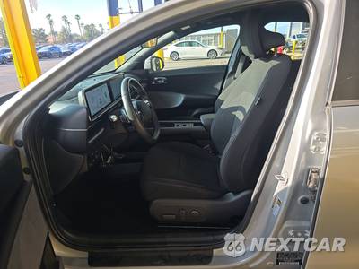 2024 Hyundai IONIQ 6 SE - zdjęcie 7 z 30 - miniatura