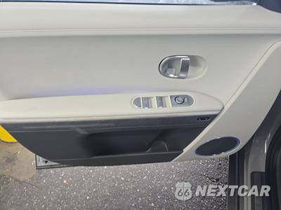 2023 Hyundai IONIQ 5 Limited - zdjęcie 9 z 37 - miniatura
