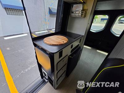 2019 Mercedes-Benz Sprinter 2500 Cargo Van Standard Roof 144.0" WB - zdjęcie 34 z 88 - miniatura