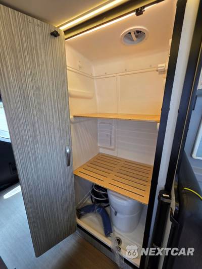 2019 Mercedes-Benz Sprinter 2500 Cargo Van Standard Roof 144.0" WB - zdjęcie 40 z 88 - miniatura