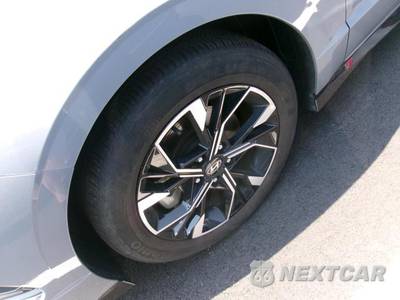2025 Hyundai Sonata SEL - zdjęcie 13 z 30 - miniatura