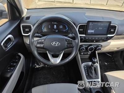 2025 Hyundai Venue SEL - zdjęcie 16 z 32 - miniatura
