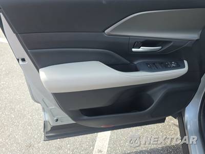 2025 Toyota Grand Highlander XLE - zdjęcie 9 z 21 - miniatura