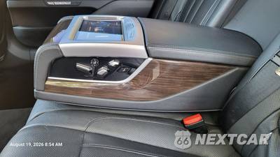 2018 BMW 7 Series Sedan xDrive iPerformance - zdjęcie 31 z 58 - miniatura