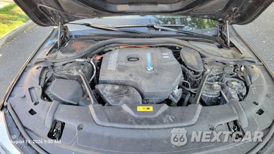 2018 BMW 7 Series Sedan xDrive iPerformance - zdjęcie 54 z 58 - miniatura