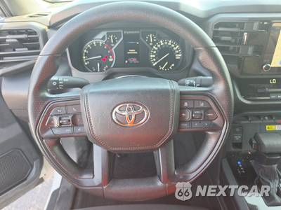 2025 Toyota Tundra SR Crew Cab Short Bed - zdjęcie 10 z 20 - miniatura
