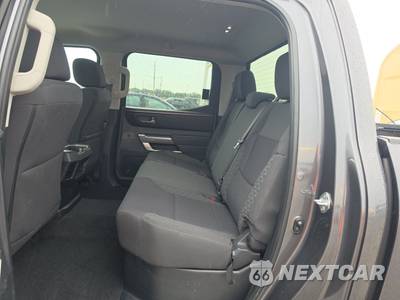 2023 Toyota Tundra SR5 Crew Cab Short Bed - zdjęcie 13 z 31 - miniatura