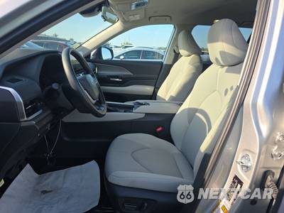 2026 Toyota Grand Highlander LE - zdjęcie 7 z 22 - miniatura