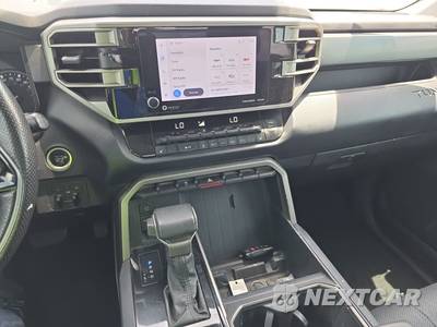 2023 Toyota Tundra SR5 Crew Cab Short Bed - zdjęcie 11 z 24 - miniatura