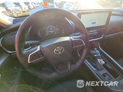 2024 Toyota Grand Highlander XLE - zdjęcie 10 z 21 - miniatura