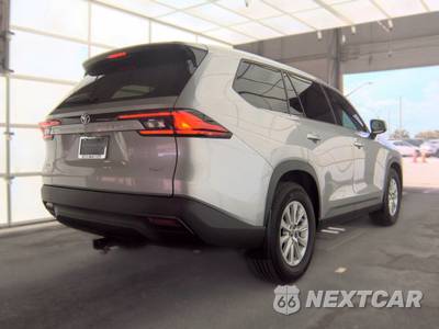 2024 Toyota Grand Highlander XLE - zdjęcie 4 z 21 - miniatura