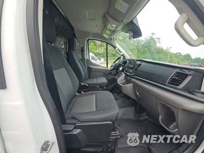 2025 Ford Transit 250 Cargo Van Low Roof 130.0" WB - zdjęcie 8 z 23 - miniatura
