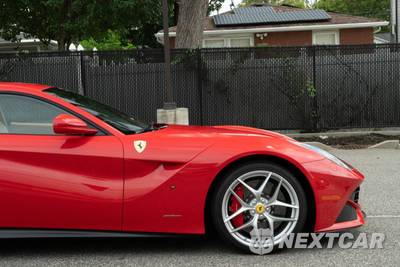 2017 Ferrari F12berlinetta - zdjęcie 45 z 70 - miniatura