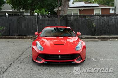 2017 Ferrari F12berlinetta - zdjęcie 46 z 70 - miniatura