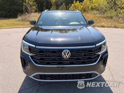 2026 Volkswagen Atlas Cross Sport 2.0T SE w/Technology - zdjęcie 2 z 26 - miniatura