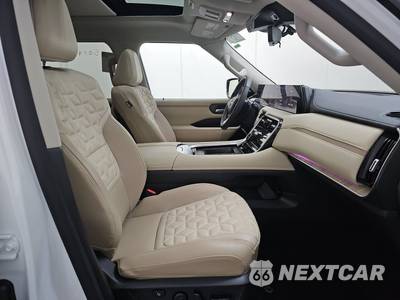 2025 Nissan Armada Platinum Reserve - zdjęcie 8 z 21 - miniatura