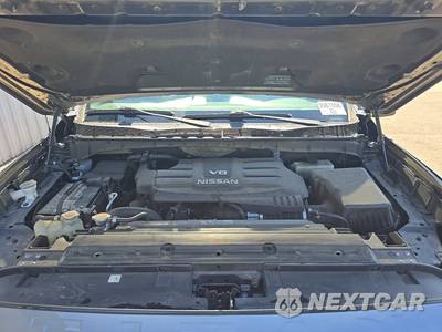 2017 Nissan TITAN PRO-4X Crew Cab Short Bed - zdjęcie 16 z 38 - miniatura