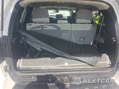 2021 Toyota Sequoia SR5 - zdjęcie 17 z 27 - miniatura