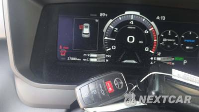 2024 Toyota Sequoia Platinum - zdjęcie 20 z 21 - miniatura