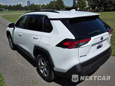 2024 Toyota RAV4 Hybrid LE - zdjęcie 8 z 28 - miniatura