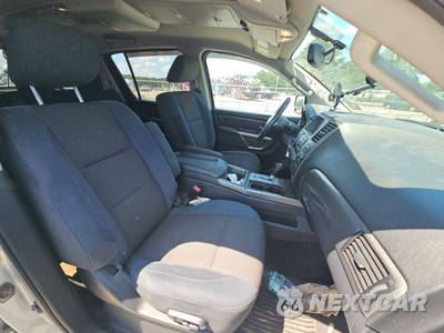 2015 Nissan Armada SV - zdjęcie 8 z 26 - miniatura