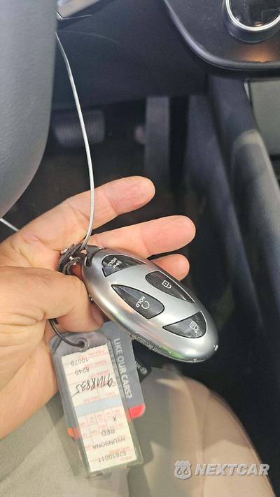 2025 Hyundai Sonata SEL - zdjęcie 20 z 27 - miniatura