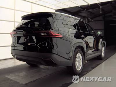 2025 Toyota Grand Highlander XLE - zdjęcie 4 z 25 - miniatura