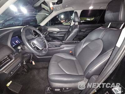 2025 Toyota Grand Highlander XLE - zdjęcie 7 z 25 - miniatura