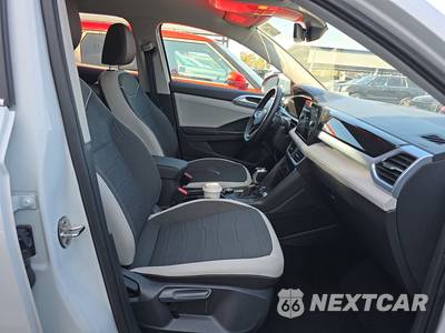 2025 Volkswagen Taos SE - zdjęcie 8 z 27 - miniatura
