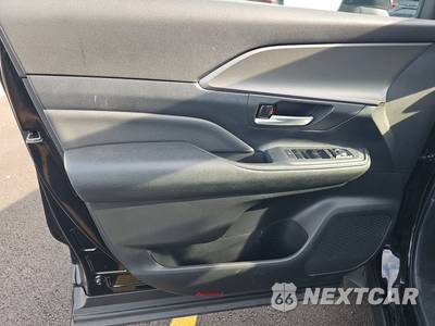 2025 Toyota Grand Highlander XLE - zdjęcie 9 z 35 - miniatura