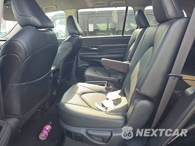 2025 Toyota Grand Highlander XLE - zdjęcie 13 z 35 - miniatura
