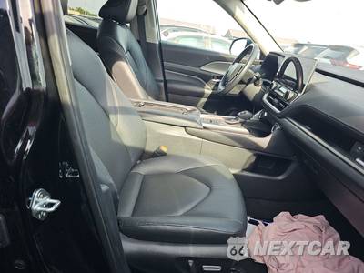 2025 Toyota Grand Highlander XLE - zdjęcie 8 z 35 - miniatura