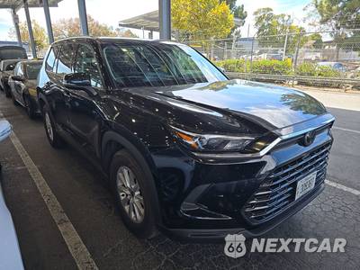 2025 Toyota Grand Highlander XLE - zdjęcie 3 z 29 - miniatura