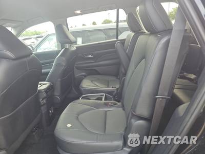 2025 Toyota Grand Highlander XLE - zdjęcie 13 z 32 - miniatura