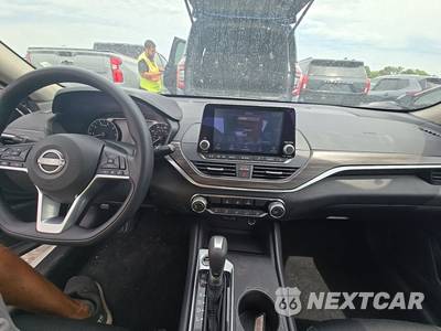 2025 Nissan Altima SV - zdjęcie 11 z 23 - miniatura
