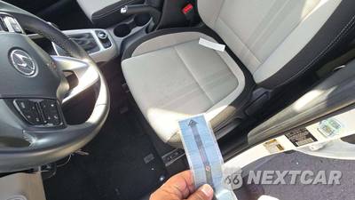 2025 Hyundai Venue SEL - zdjęcie 25 z 29 - miniatura